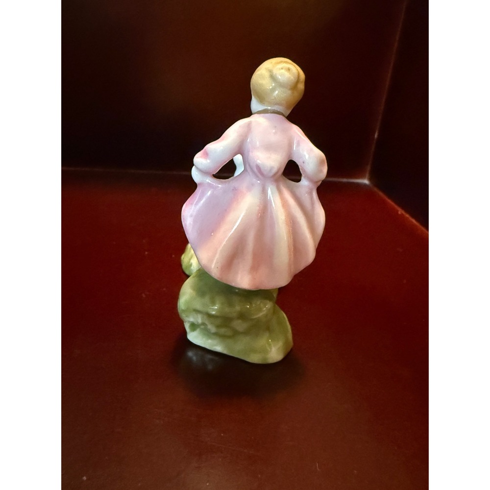 Vintage Porcelain Girl with Rabbit Hand Painted Ceramic Cottagecore Granny Style - Picture 3 of 16